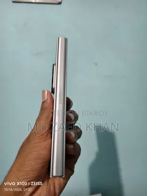 স্যামসাং গ্যালাক্সি জেড ফোল্ড৬ ২৫৬ জিবি সিলভার