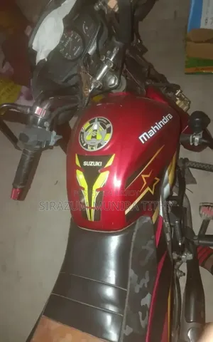 New Mahindra Centuro 2019 Red