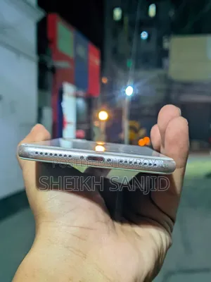 Apple iPhone 8 Plus 64 GB White