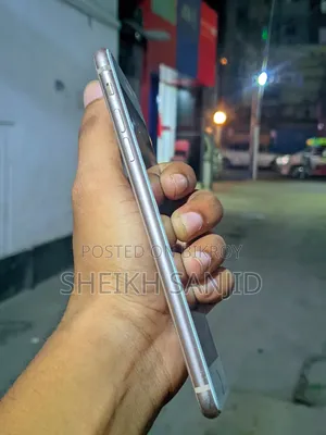 Apple iPhone 8 Plus 64 GB White