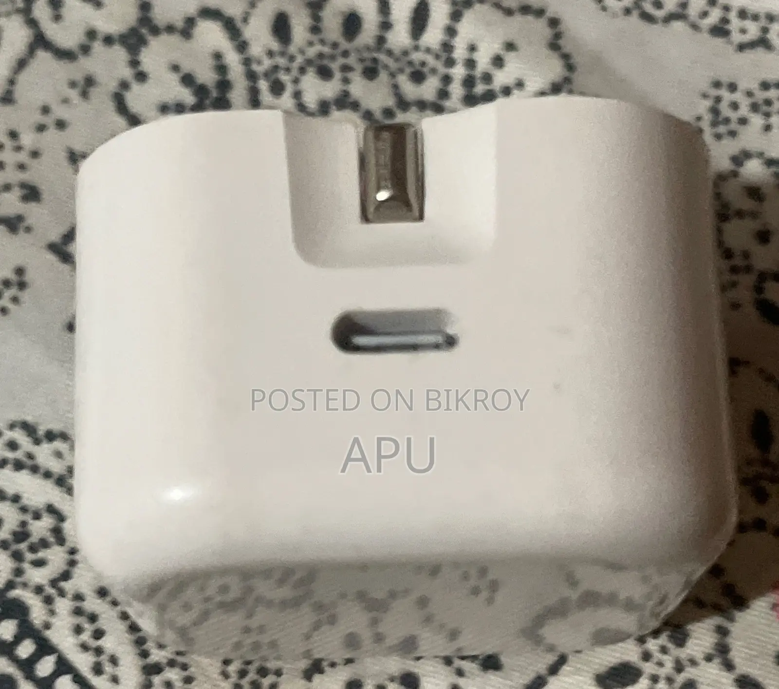 অ্যাপল অরিজিনাল চার্জার