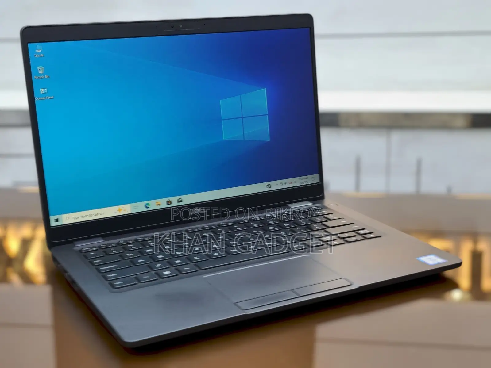 Laptop Dell Latitude 5300 8GB Intel Core i7 SSD 256GB