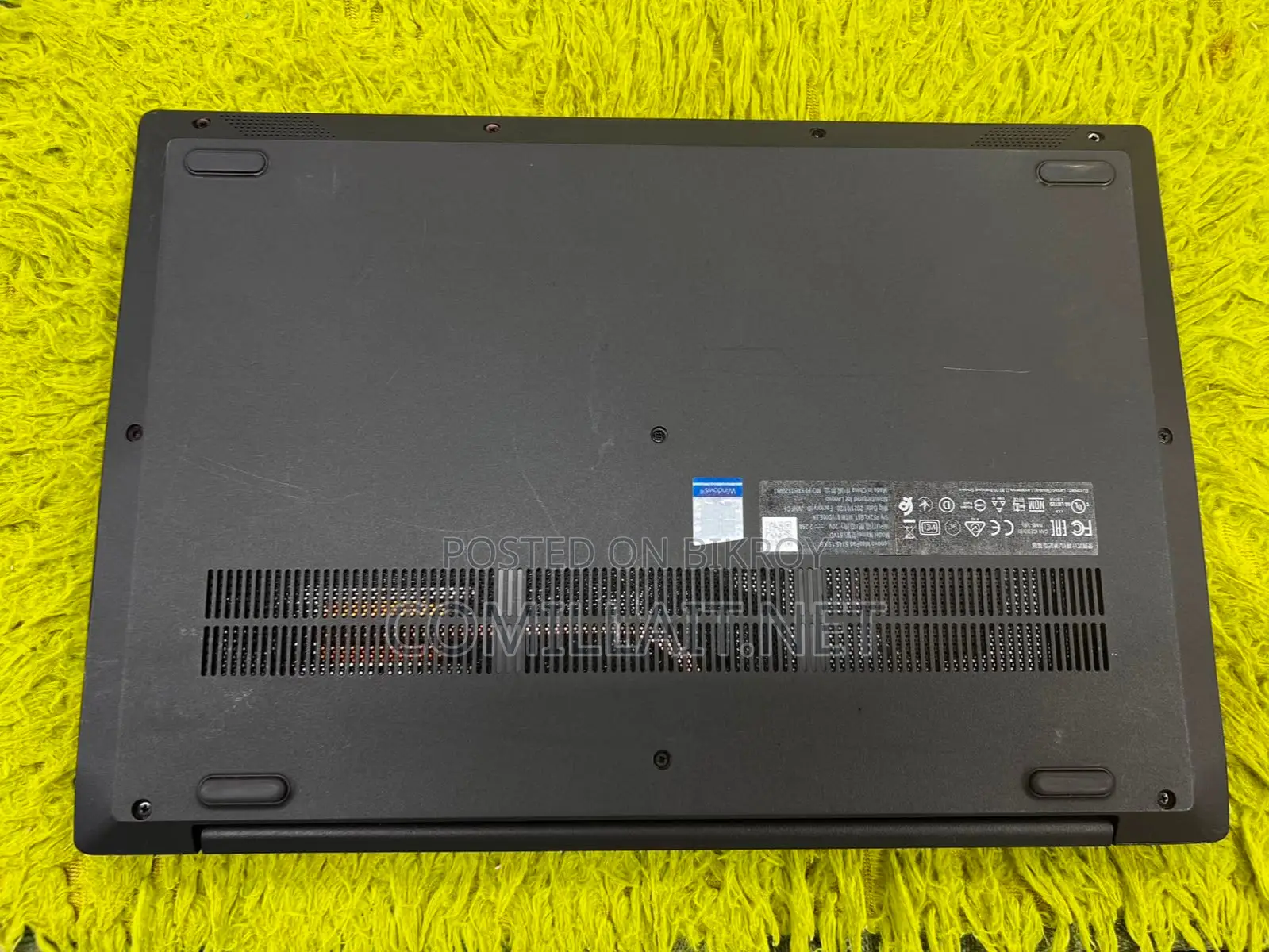 Lenovo ideapad, Core i3, 128gb SSD, 4gb-Ram, 7th Gen