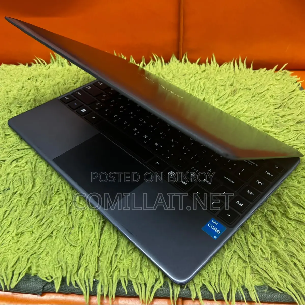 Intel Core i3, 128gb SSD, 8gb-Ram, 8th Gen, 13.3" Led