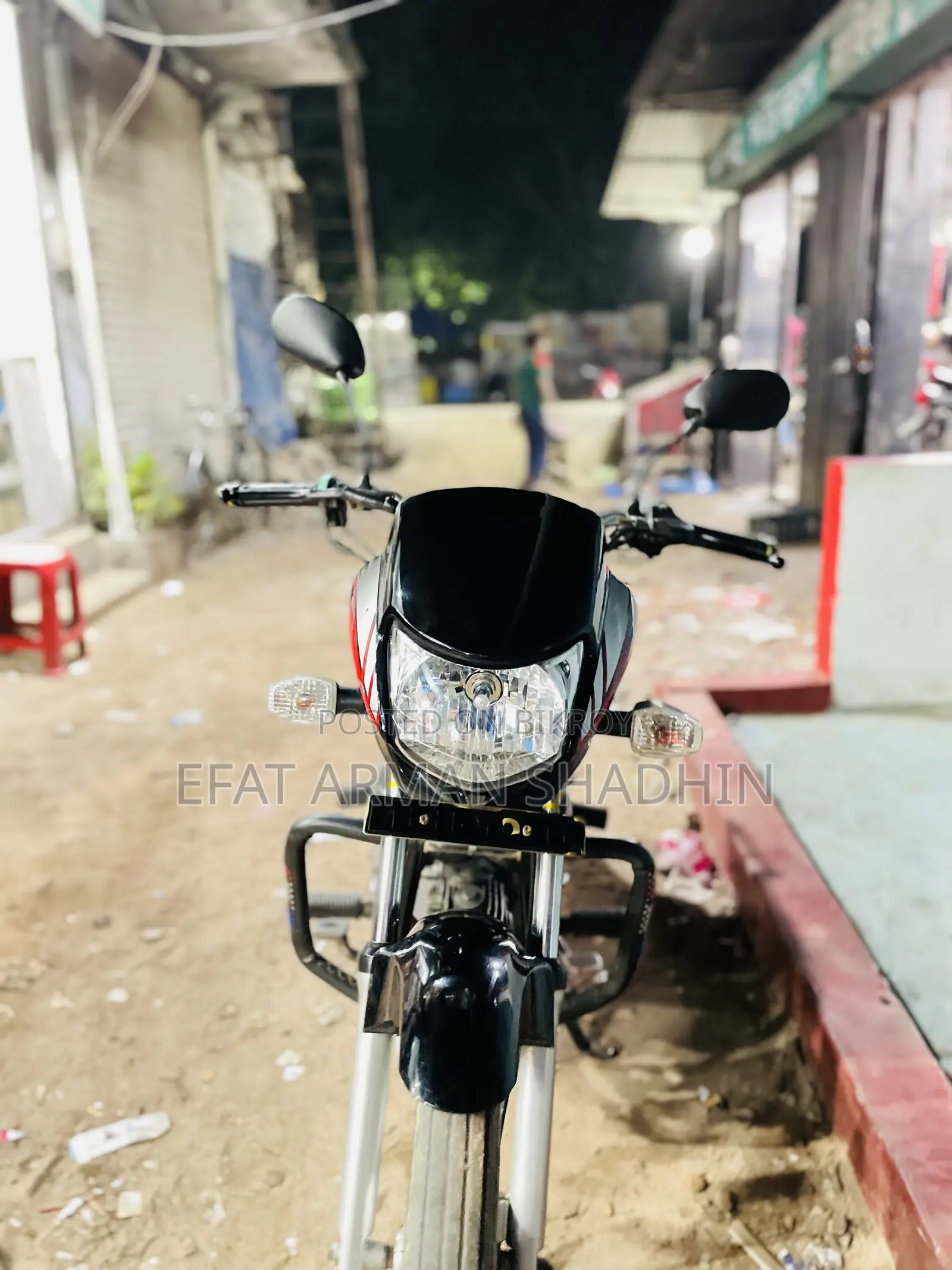 হিরো এইচএফ ডিলাক্স ২০১৮ ব্ল্যাক