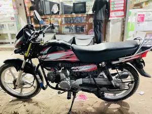 হিরো এইচএফ ডিলাক্স ২০১৮ ব্ল্যাক