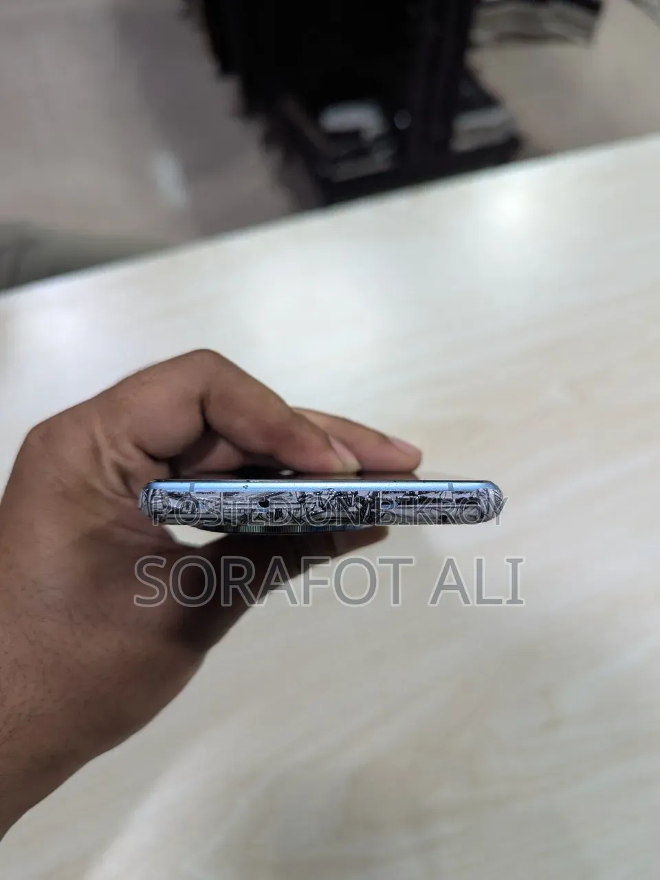 নতুন ওয়ানপ্লাস ১২আর ২৫৬ জিবি নীল