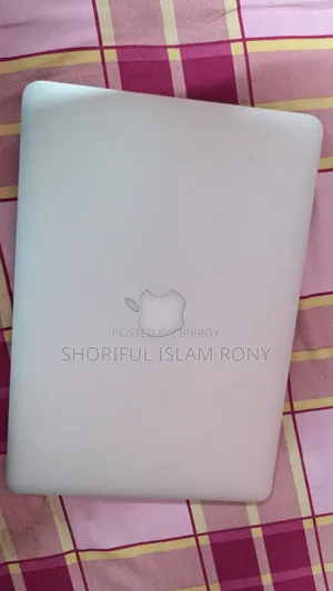 Laptop Apple MacBook Pro 2015 8GB Intel Core i5 SSD 128GB