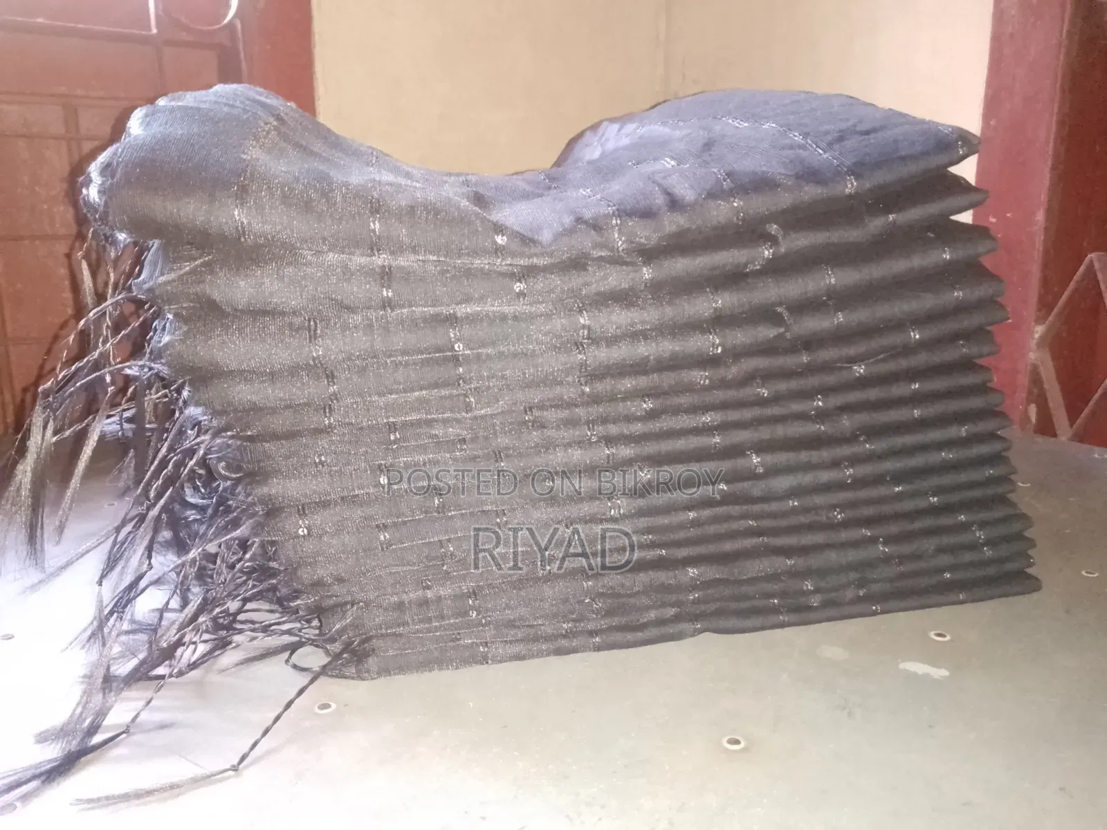 অনলাইন চুমকি শাড়ি