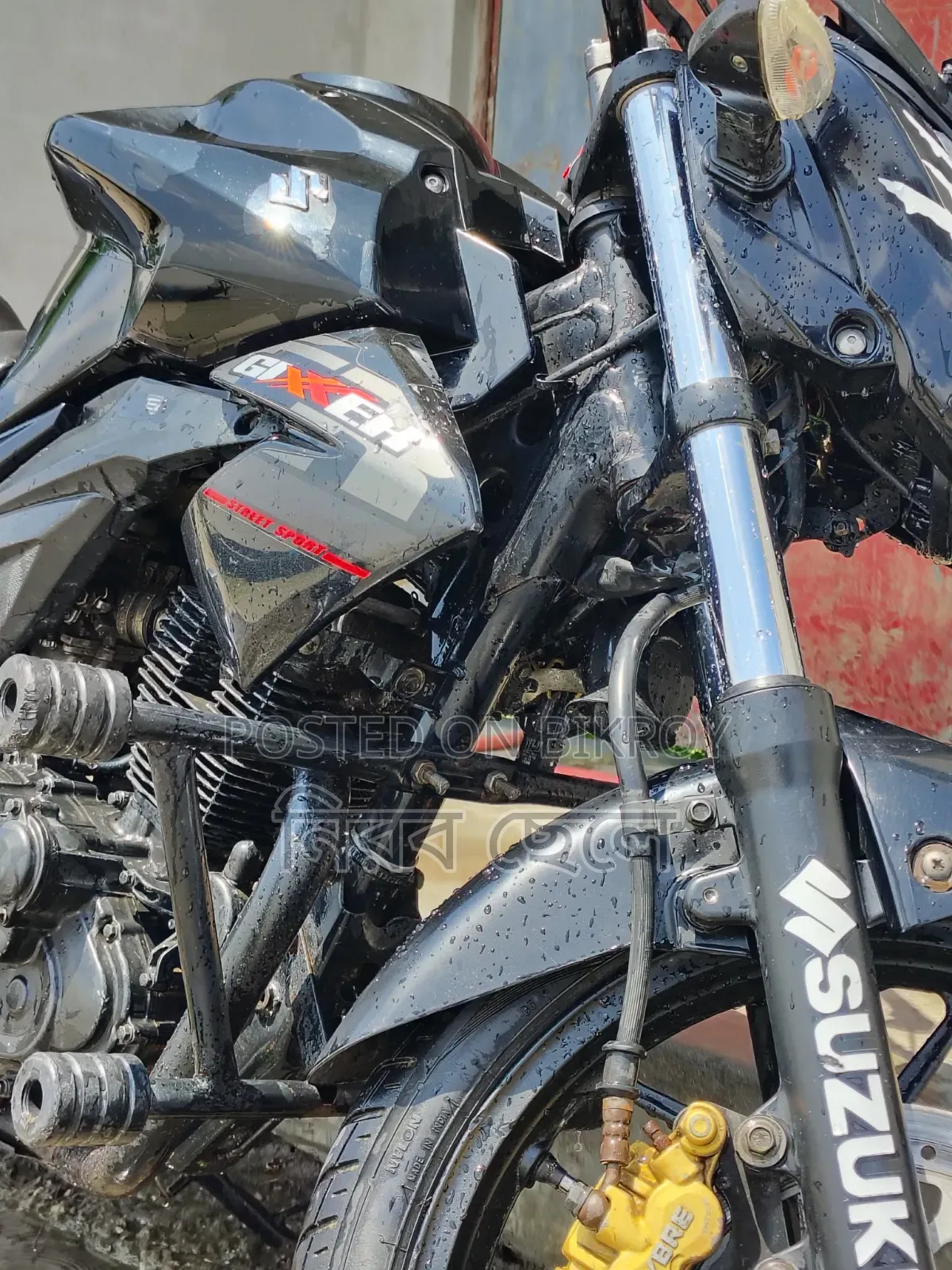 সুজুকি জিক্সার ২০১৮ কালো