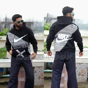 🧥 প্রিমিয়াম কোয়ালিটি হুডি