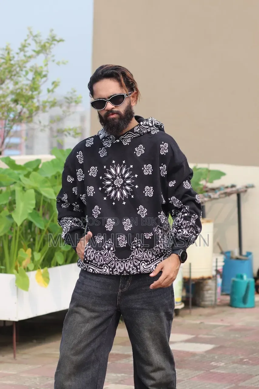 🧥 প্রিমিয়াম কোয়ালিটি হুডি