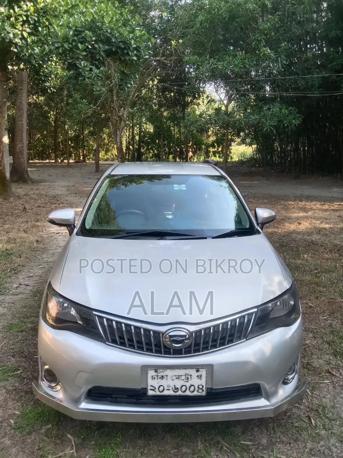 টয়োটা অ্যাক্সিও ২০১২ সিলভার
