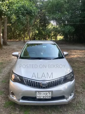 টয়োটা অ্যাক্সিও ২০১২ সিলভার