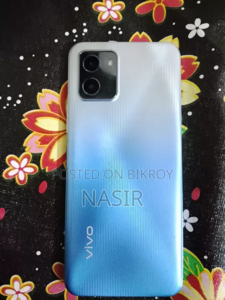 Vivo Y15s 32 GB Blue