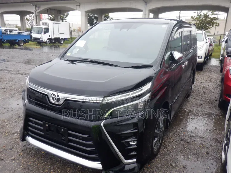 Toyota Voxy ZS Kirameki III 2WD 7-Seater 2021 Black