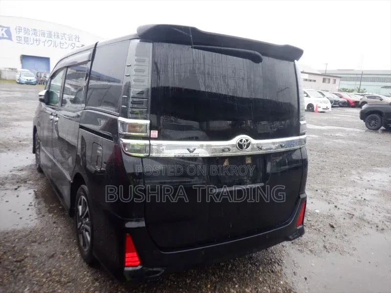 Toyota Voxy ZS Kirameki III 2WD 7-Seater 2021 Black