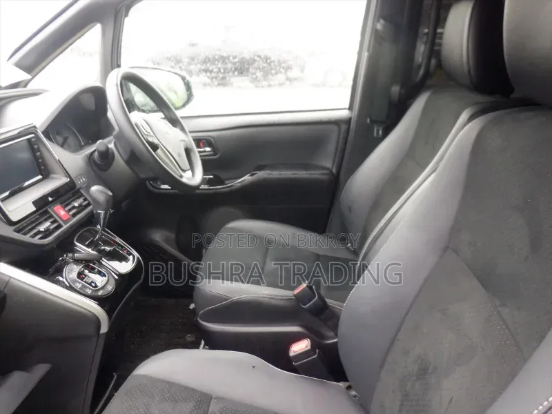 Toyota Voxy ZS Kirameki III 2WD 7-Seater 2021 Black