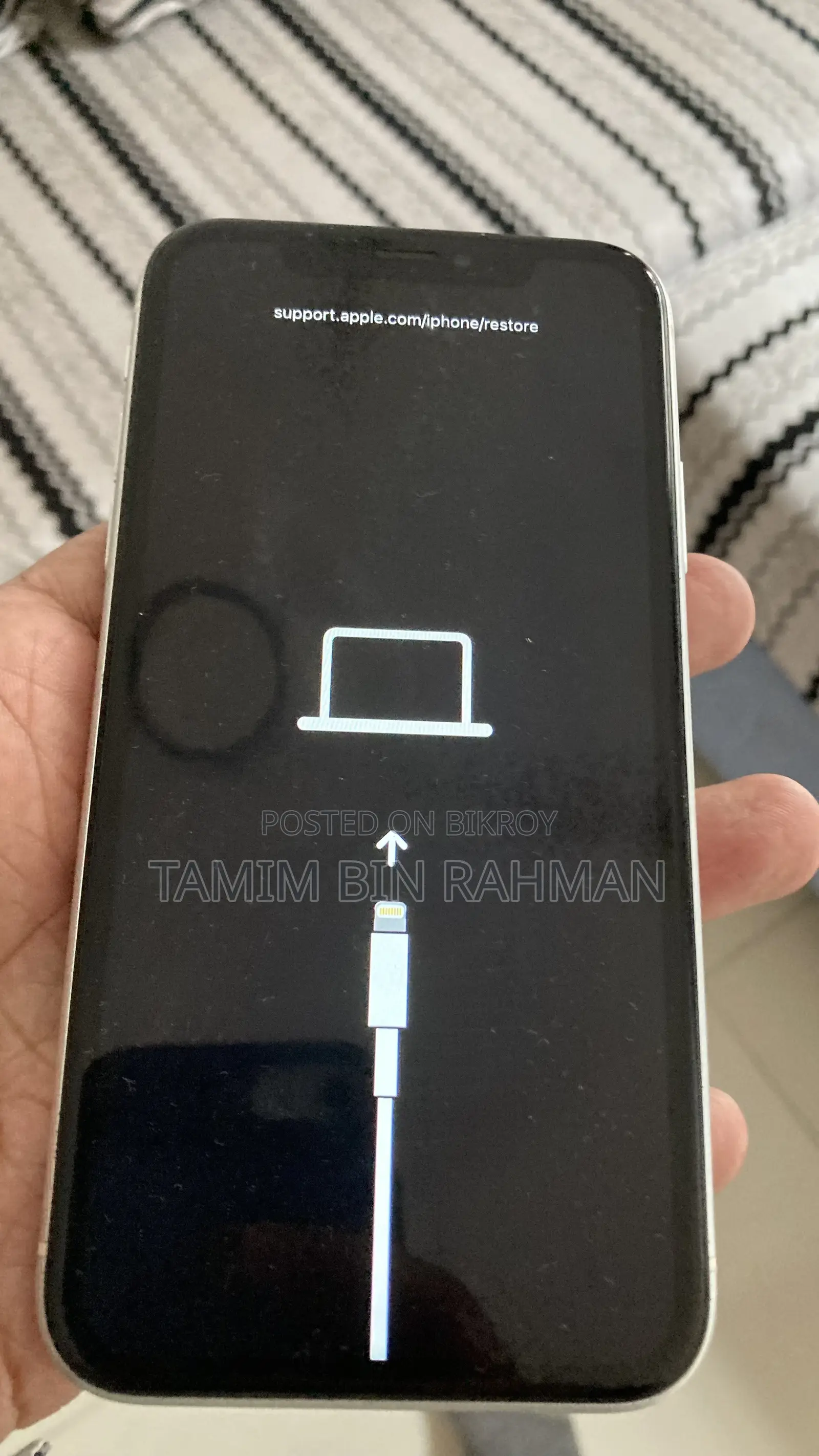 Dead iPhone XR