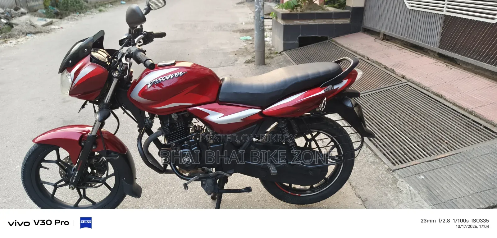 Bajaj Discover 125 2022 Red