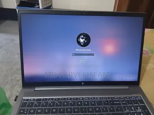 Laptop HP ZBook Firefly 15 G7 32GB Intel Core i7 SSD 512GB