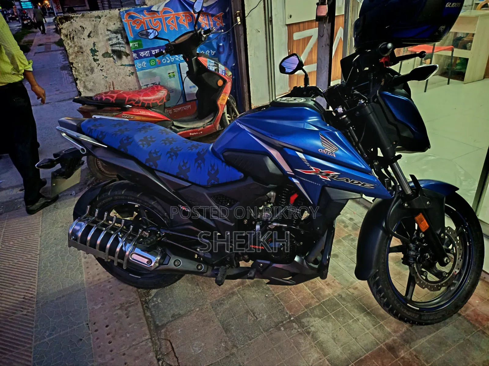 হোন্ডা এক্স-ব্লেড ১৬০ ২০২২ নীল