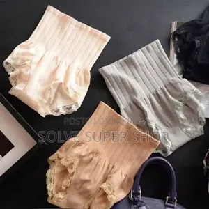 Munafie Short Panty – Stylish Solution for a Slim Figure