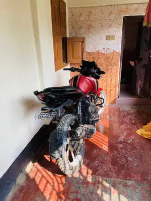 নতুন টিভিএস আপাচে আরটিআর ১৬০ ২ভি ২০১৮ লাল