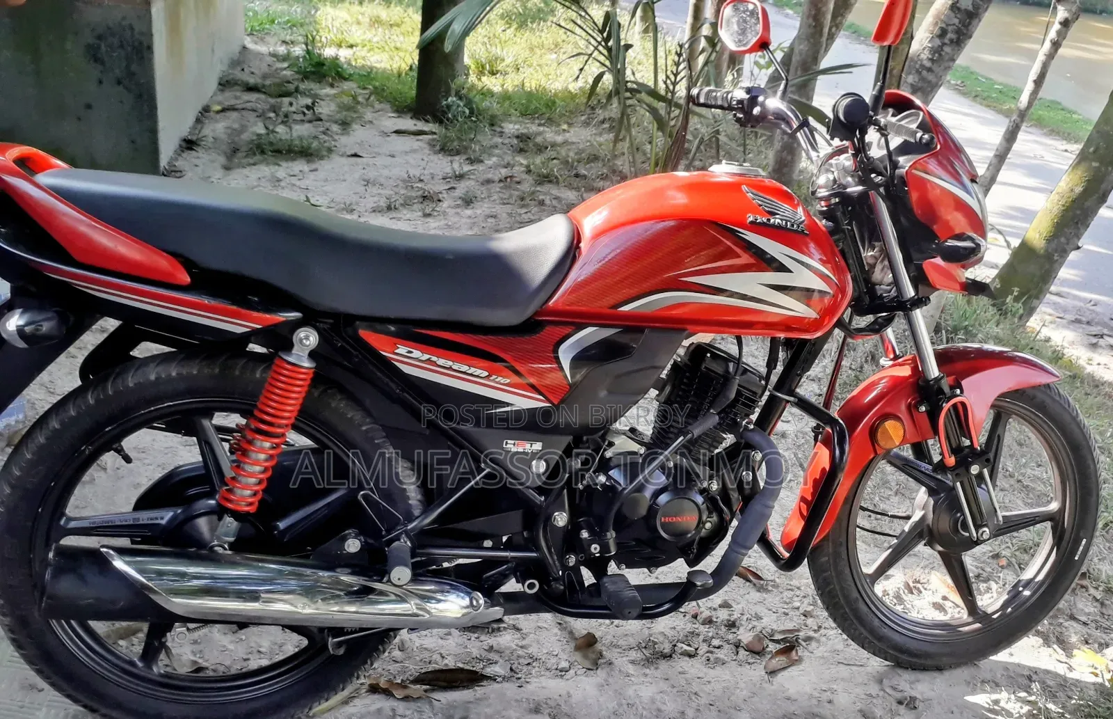 নতুন হোন্ডা ড্রিম নিও ২০২৬ লাল