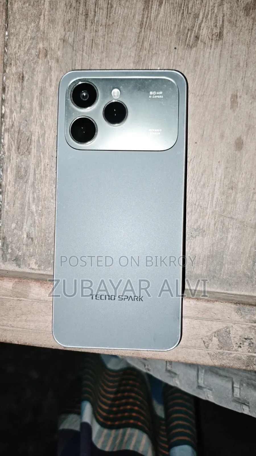 Tecno Spark 40 128 GB Silver
