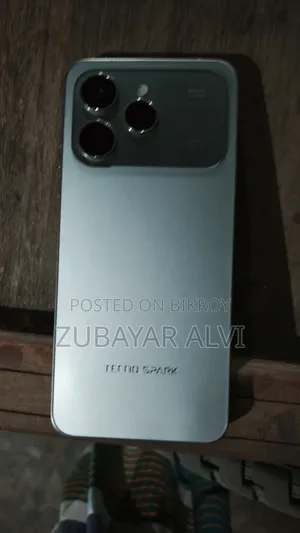 Tecno Spark 40 128 GB Silver