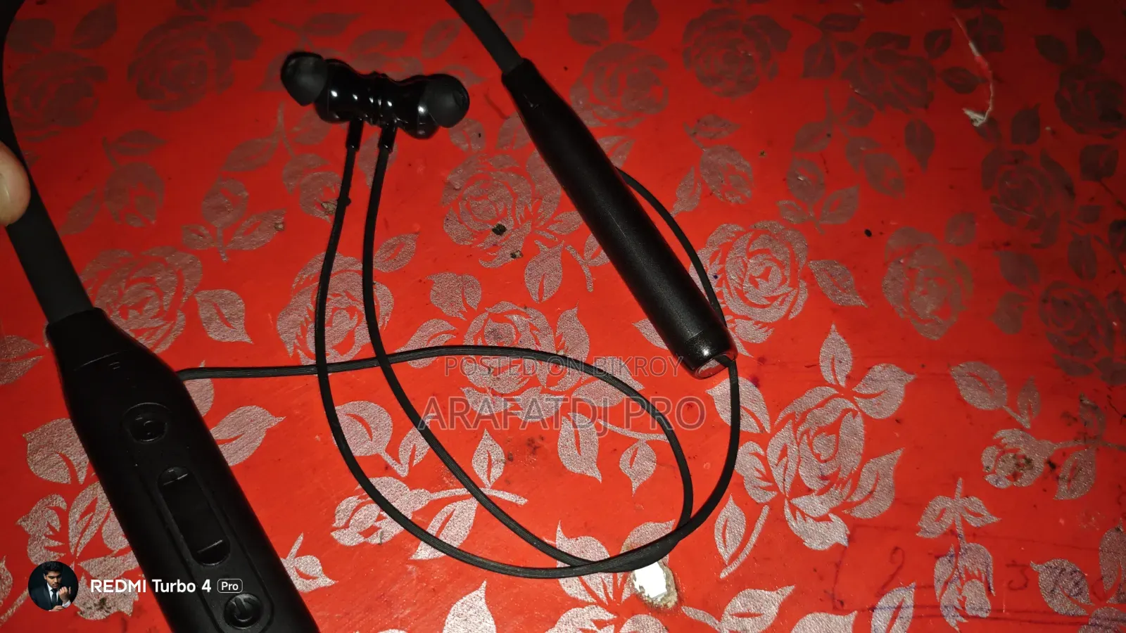 Hoco MMJ -O2 220 Hour Neckband With Sd Card Support