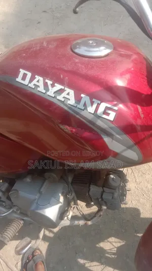 Dayang GALAXY ২০১০ লাল