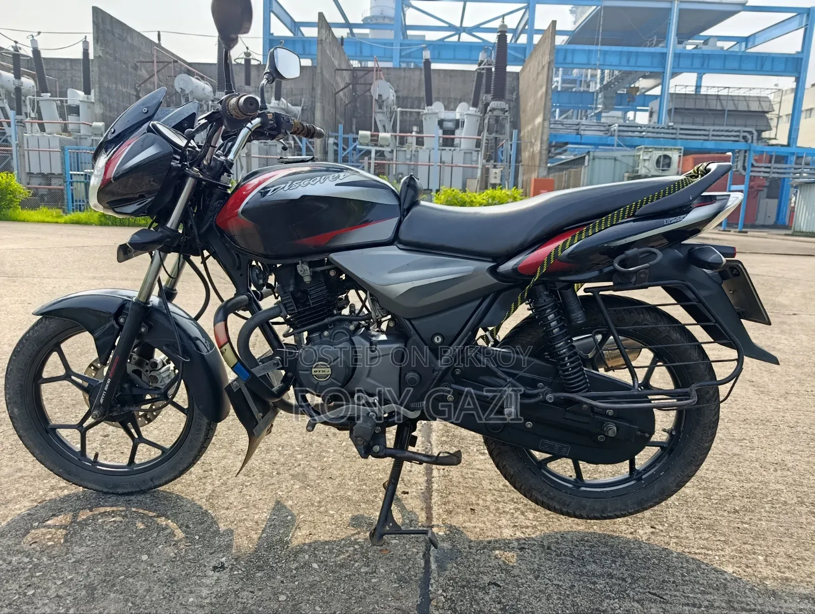 Bajaj Discover 125 2020 Black
