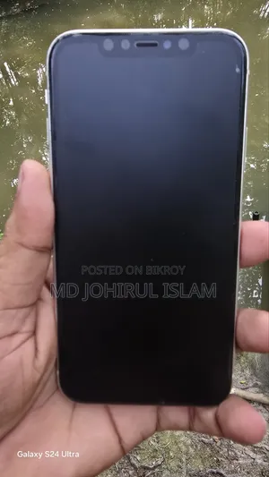 অ্যাপল আইফোন ১১ ৬৪ জিবি হোয়াইট