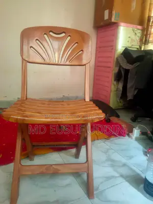 চেয়ার ও টেবিল বিক্রি হবে