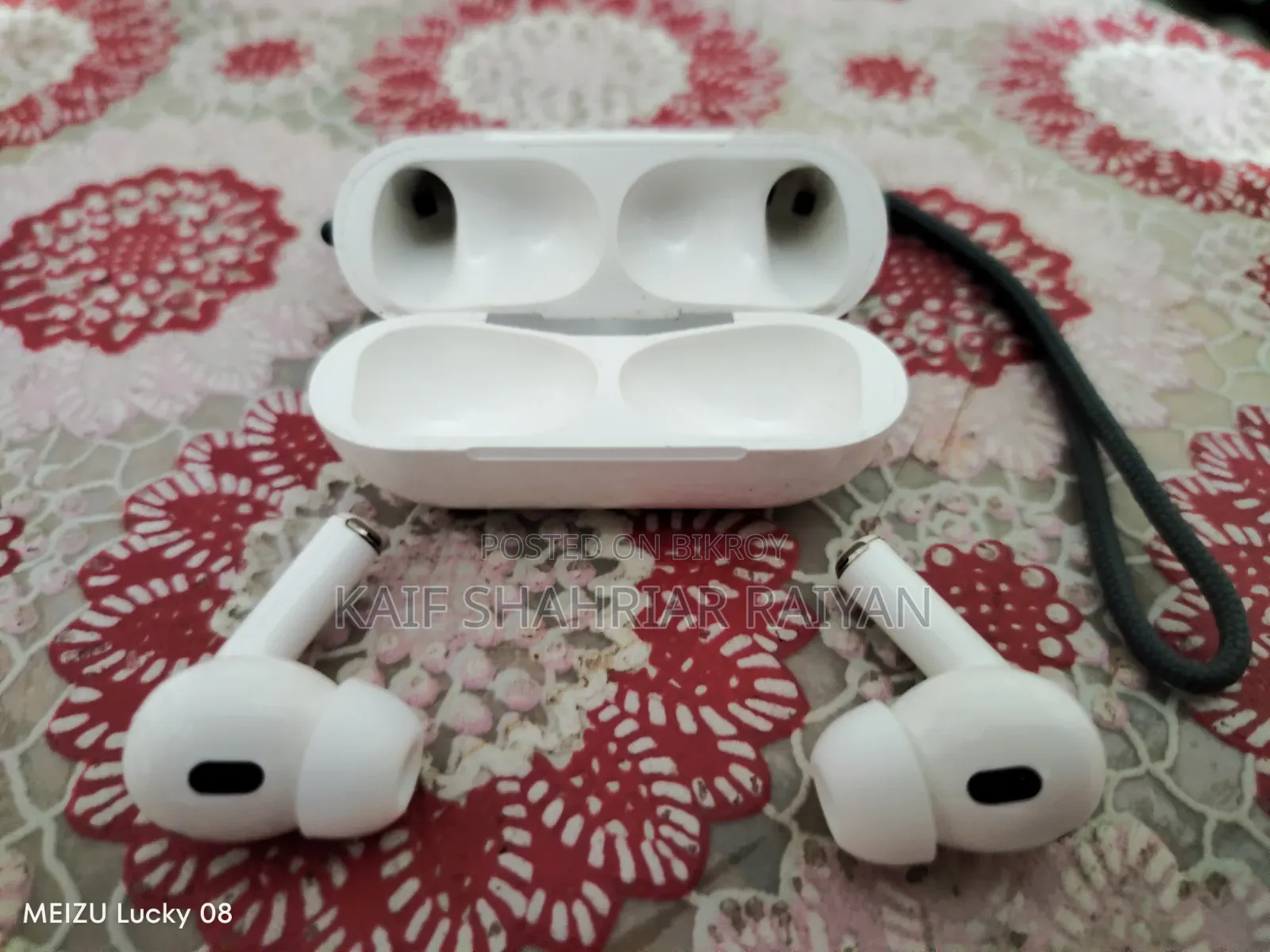 Airpods Pro 2nd Generation (Dubai Master Copy)