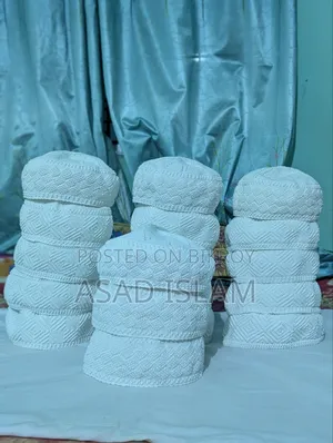 হাতে বুনানো কক্সবাজার জালী টুপি সেল করবো