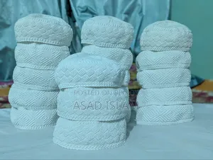 হাতে বুনানো কক্সবাজার জালী টুপি সেল করবো