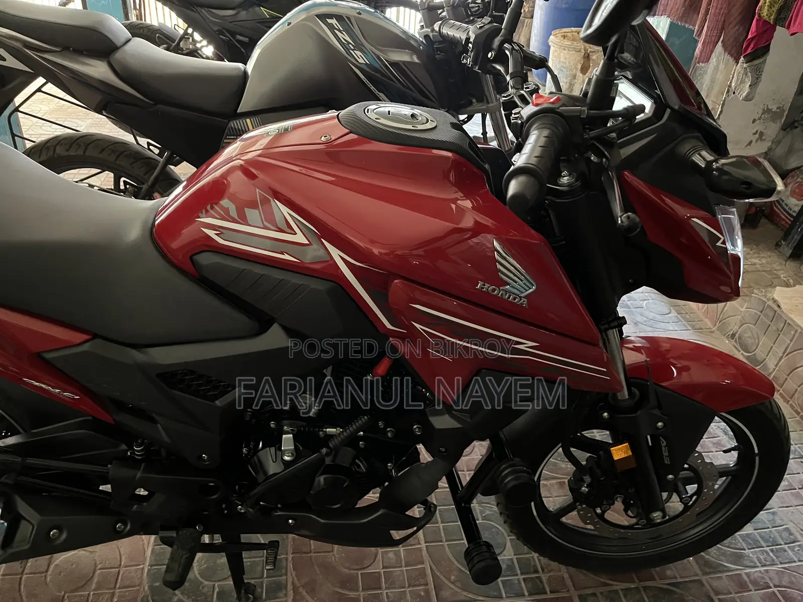 Honda X-Blade 160 2025 Red
