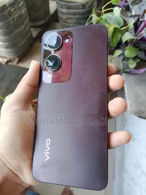 Vivo Y18 128 GB