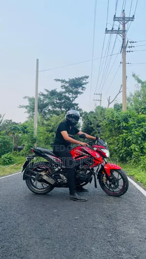 Honda Hornet 2020 Red
