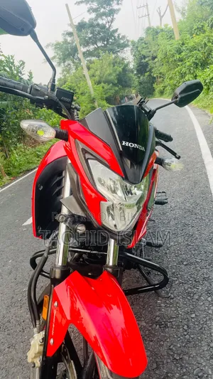 Honda Hornet 2020 Red