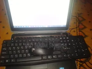 Laptop Dell Latitude E6320 4GB Intel Core i5 HDD 1T