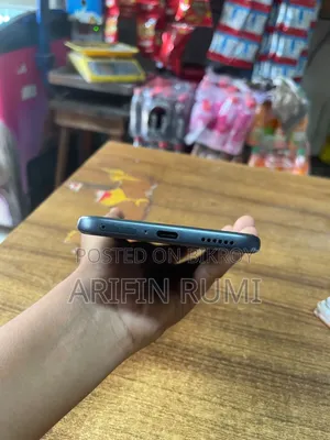 ইনফিনিক্স নোট এজ ১২৮ জিবি ব্ল্যাক