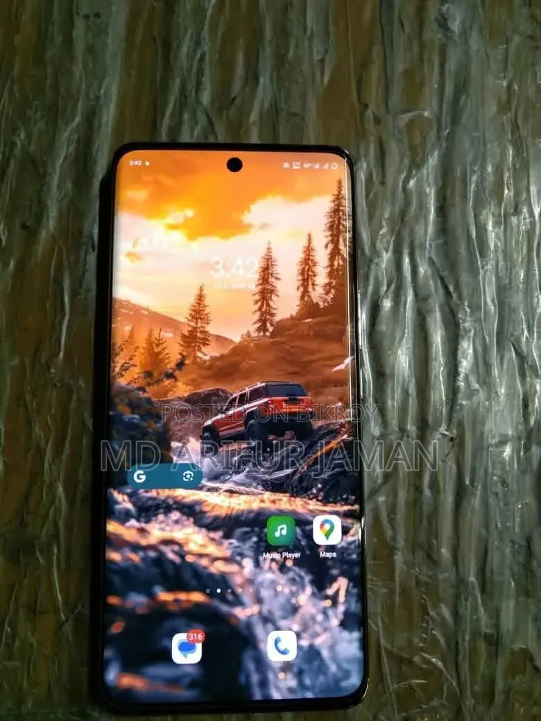 iQOO 128 GB Orange