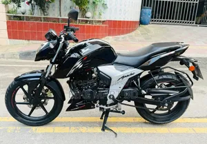 TVS Apache 160 4V 2021 Black