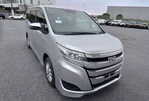Toyota Noah 1.8 Front-Wheel Drive Hybrid (7 Seater) 2021 Silver