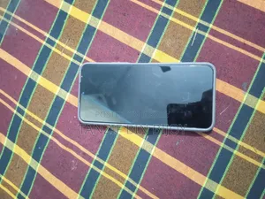 Vivo Y33s 128 GB