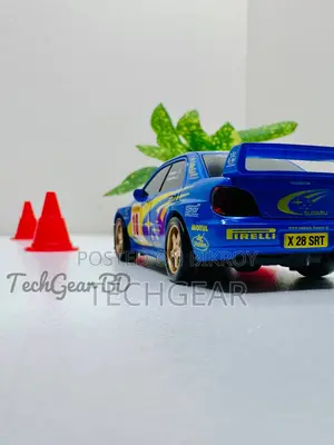 1:43 Scale 4-Wheel Drive Remote Control Drift Car